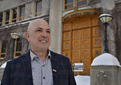 Un recteur en standby