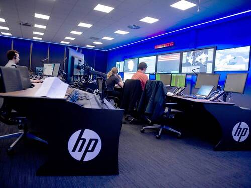 hp-licencie-son-tour-des-milliers-d-employ-s