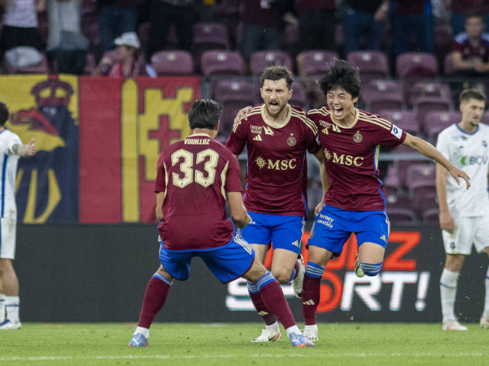 Servette derruba Lausanne em 2 minutos