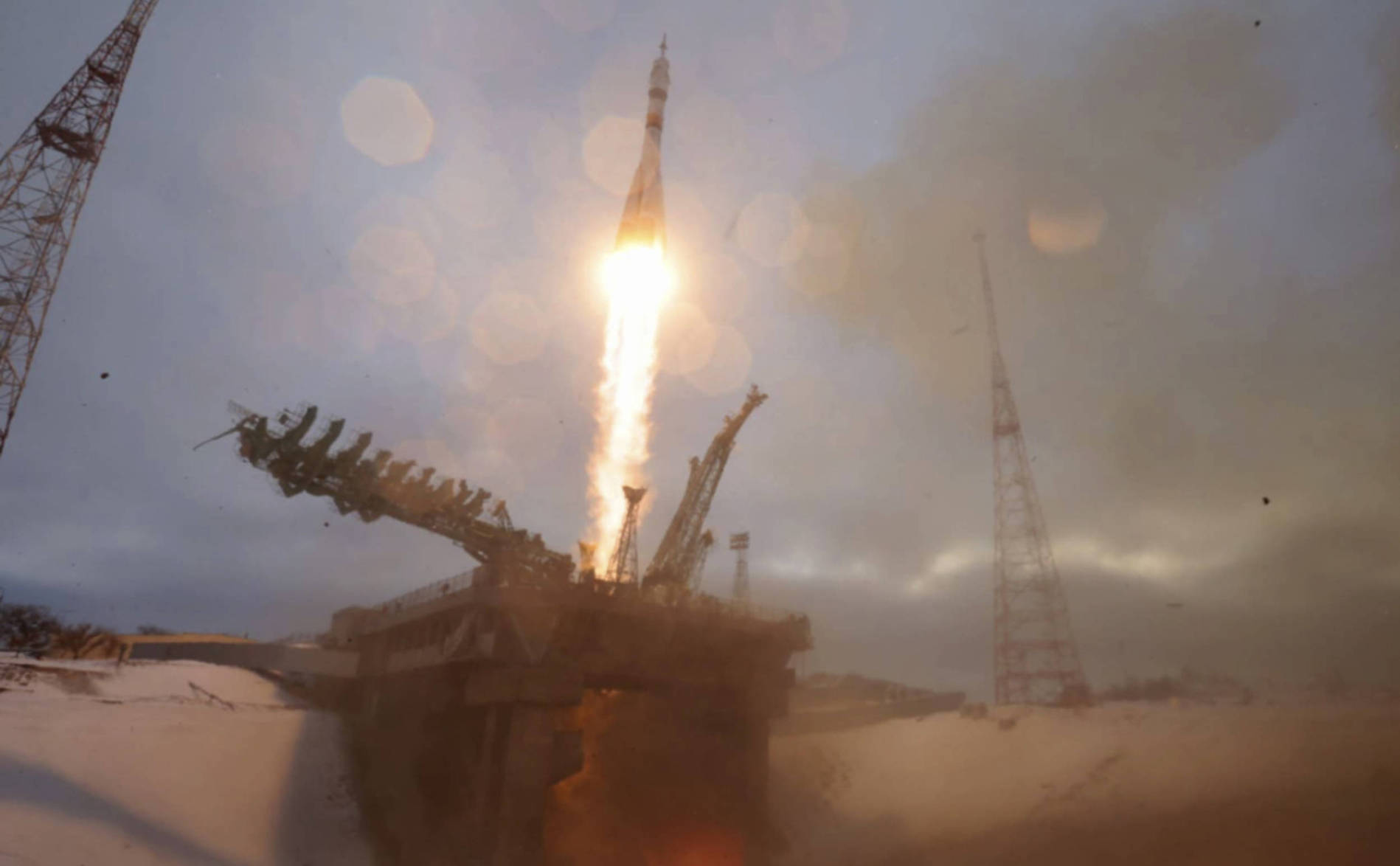 La Russie envoie un milliardaire japonais dans l'espace