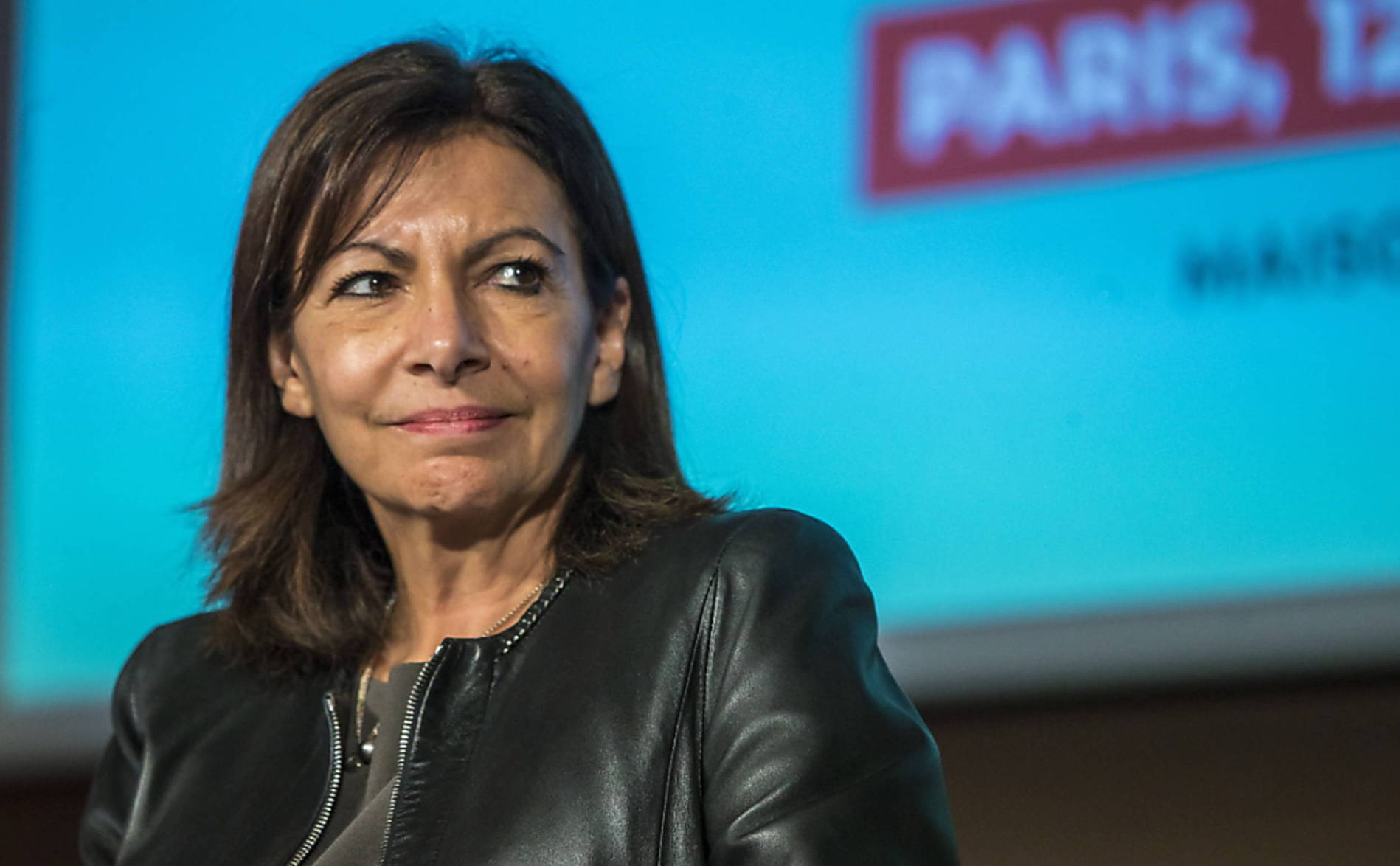Présidentielle: Anne Hidalgo propose une primaire de la gauche